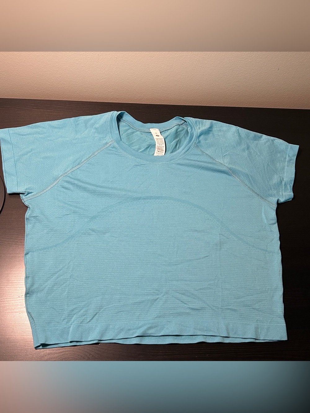 Lululemon Swiftly Tech Cropped short-Sleeve Shirt 2.0 - Washed Blue (Size 12)